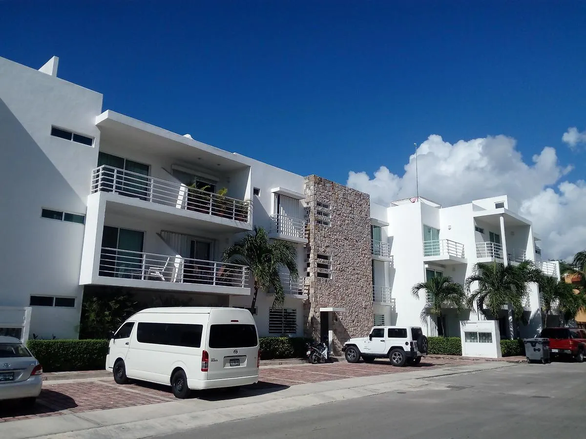 بلايا ديل كارمن B&B Pelicanos فندق مبيت وإفطار بلايا ديل كارمن